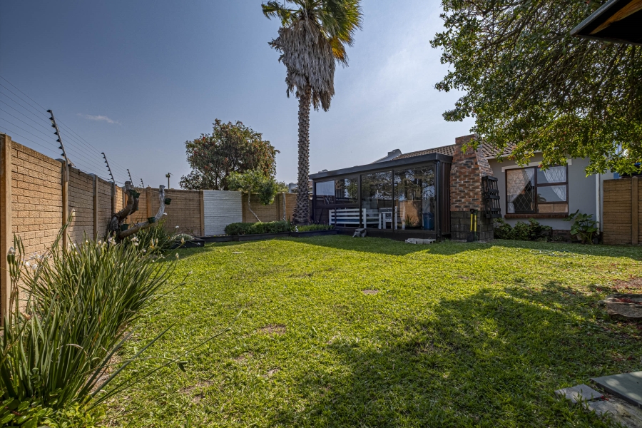 2 Bedroom Property for Sale in Kabega Park Eastern Cape